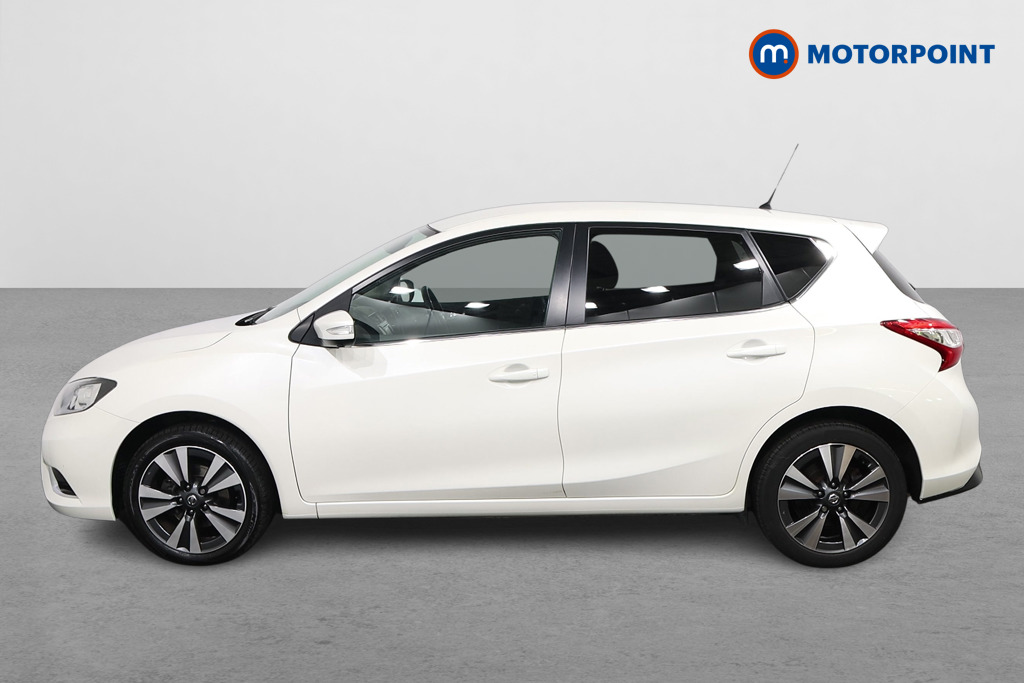 Nissan Pulsar Tekna Automatic Petrol Hatchback - Stock Number (1619550) - Passenger side
