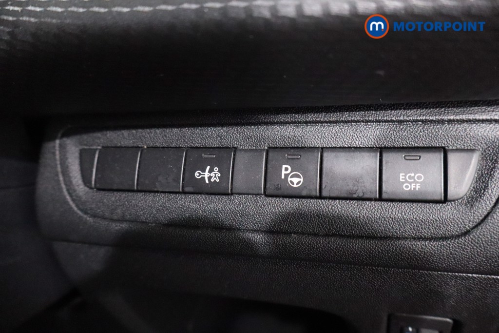 Peugeot 208 Tech Edition Manual Petrol Hatchback - Stock Number (1619596) - 17th supplementary image