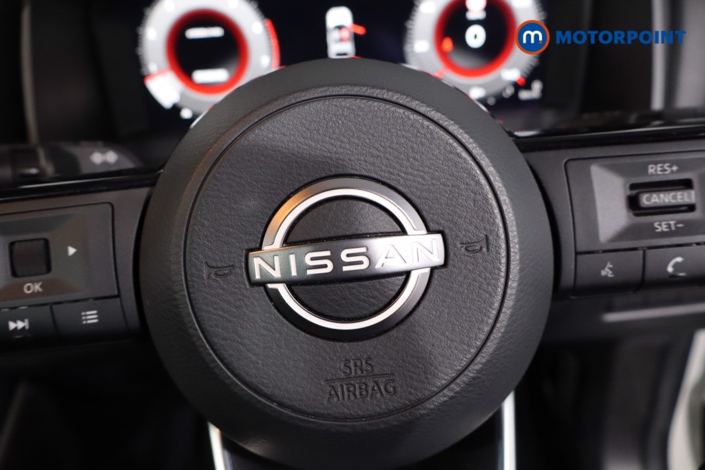 Nissan Qashqai N-Connecta Manual Petrol SUV - Stock Number (1619620) - 13th supplementary image