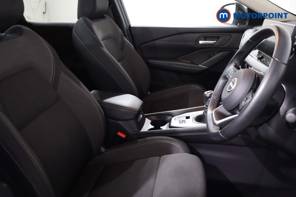 Nissan Qashqai N-Connecta Manual Petrol SUV - Stock Number (1619620) - 23rd supplementary image