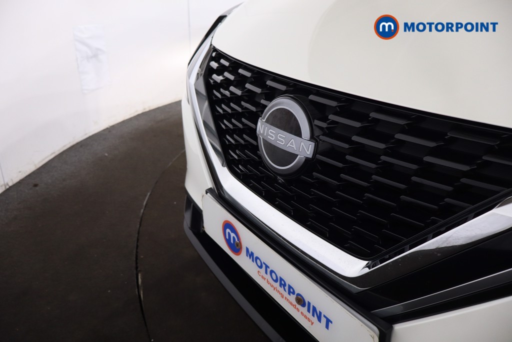 Nissan Qashqai N-Connecta Manual Petrol SUV - Stock Number (1619620) - 30th supplementary image