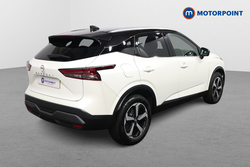 Nissan Qashqai N-Connecta Manual Petrol SUV - Stock Number (1619620) - Drivers side rear corner