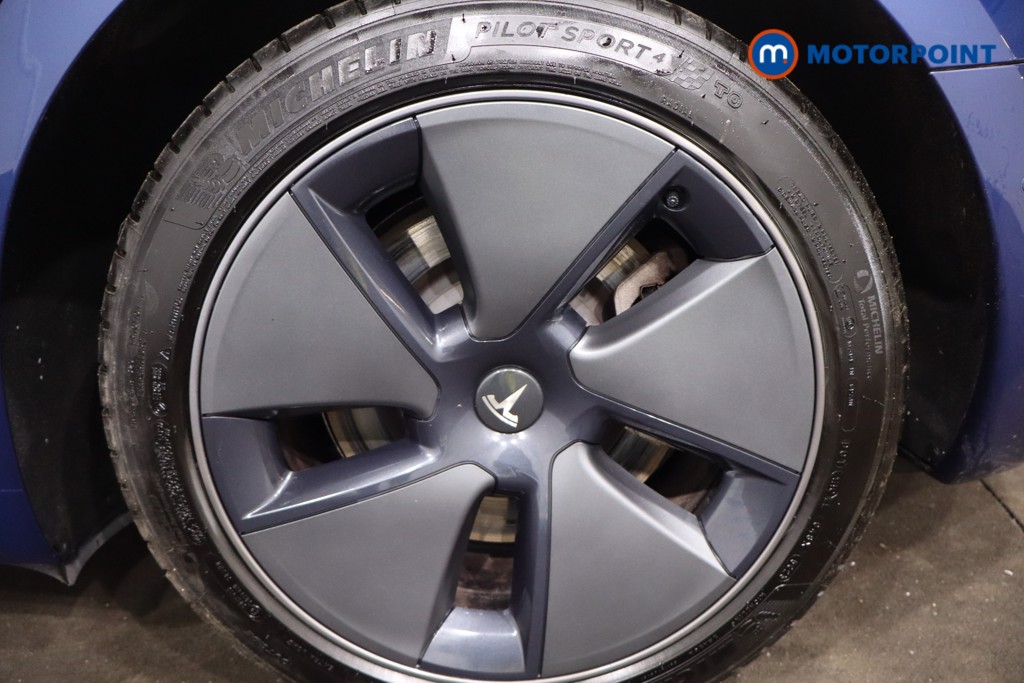 Tesla Model 3 Long Range Automatic Electric Saloon - Stock Number (1619785) - 11th supplementary image