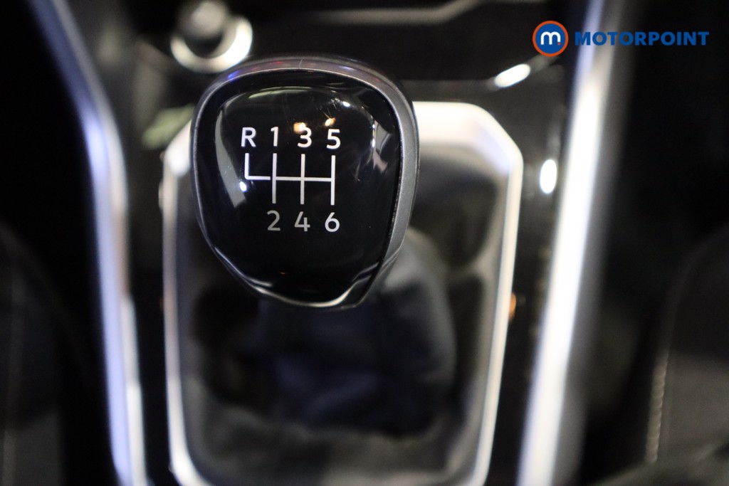 Volkswagen T-Roc Life Manual Petrol SUV - Stock Number (1619966) - 5th supplementary image