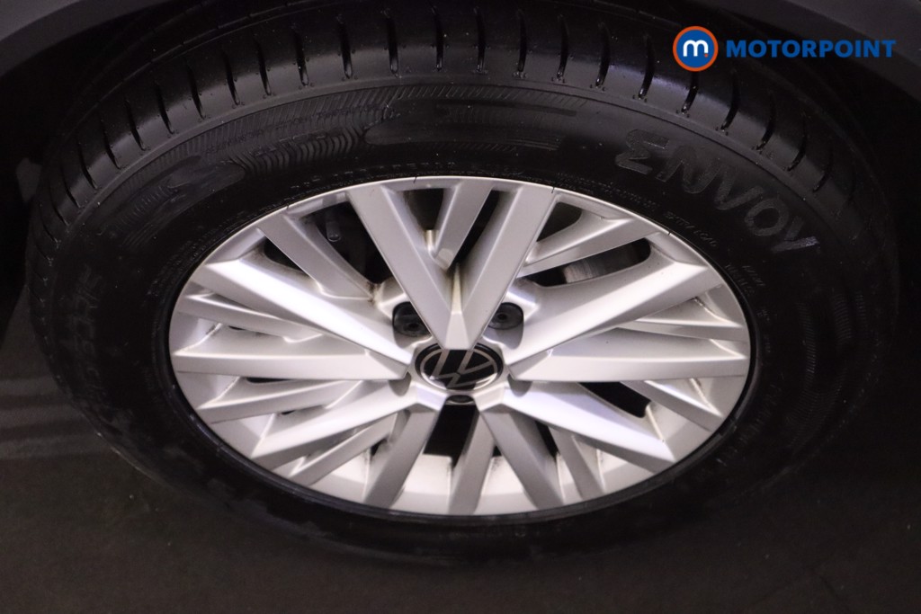 Volkswagen T-Roc Life Manual Petrol SUV - Stock Number (1619966) - 10th supplementary image