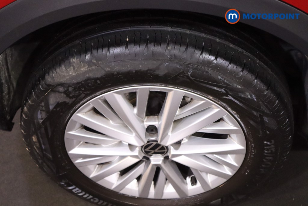 Volkswagen T-Roc Life Manual Petrol SUV - Stock Number (1619966) - 12th supplementary image