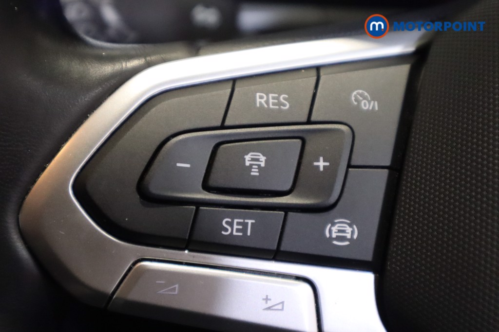 Volkswagen T-Roc Life Manual Petrol SUV - Stock Number (1619966) - 18th supplementary image