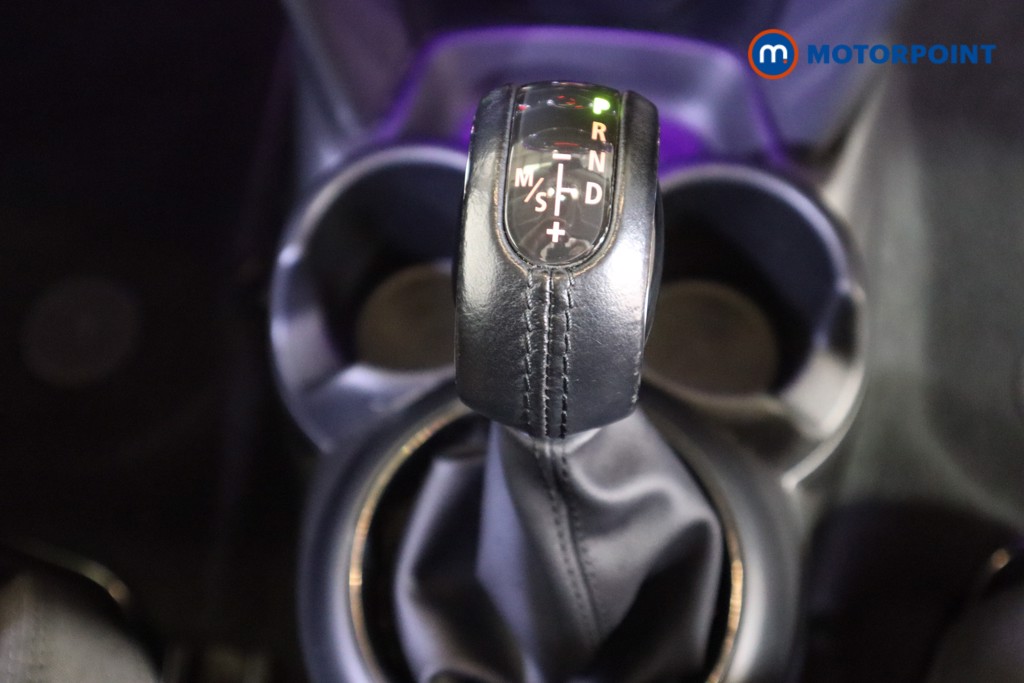 Mini Hatchback Cooper Automatic Petrol Hatchback - Stock Number (1620033) - 5th supplementary image