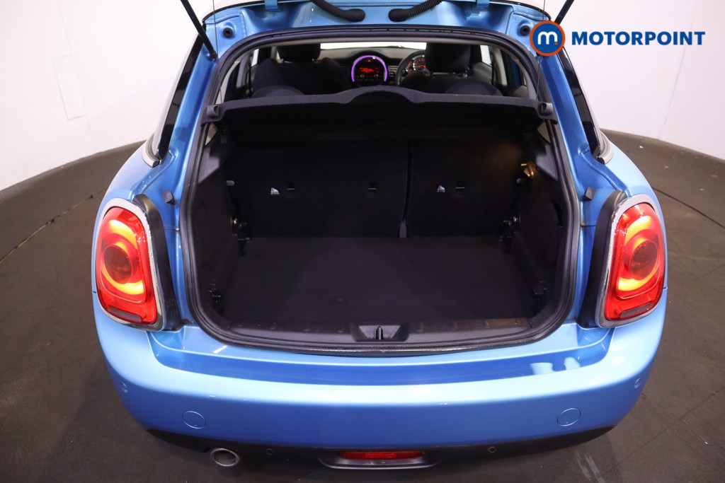 Mini Hatchback Cooper Automatic Petrol Hatchback - Stock Number (1620033) - 9th supplementary image