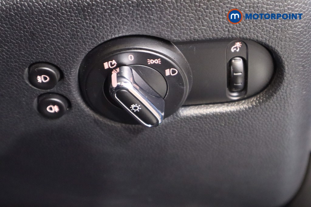 Mini Hatchback Cooper Automatic Petrol Hatchback - Stock Number (1620033) - 17th supplementary image