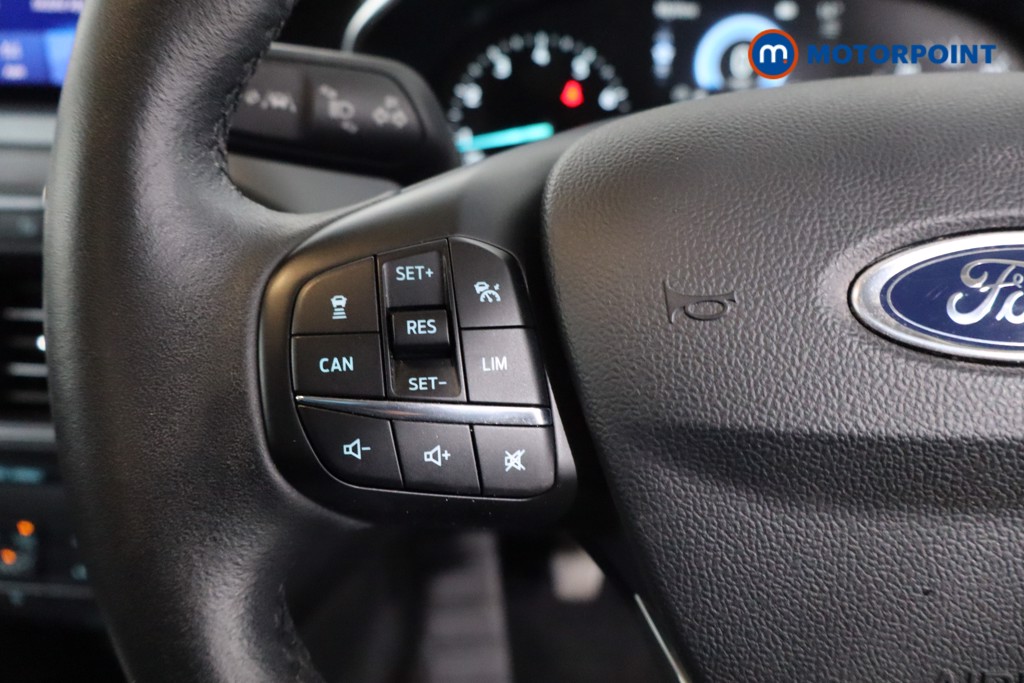 Ford Focus Active Manual Petrol Hatchback - Stock Number (1620055) - 7th supplementary image