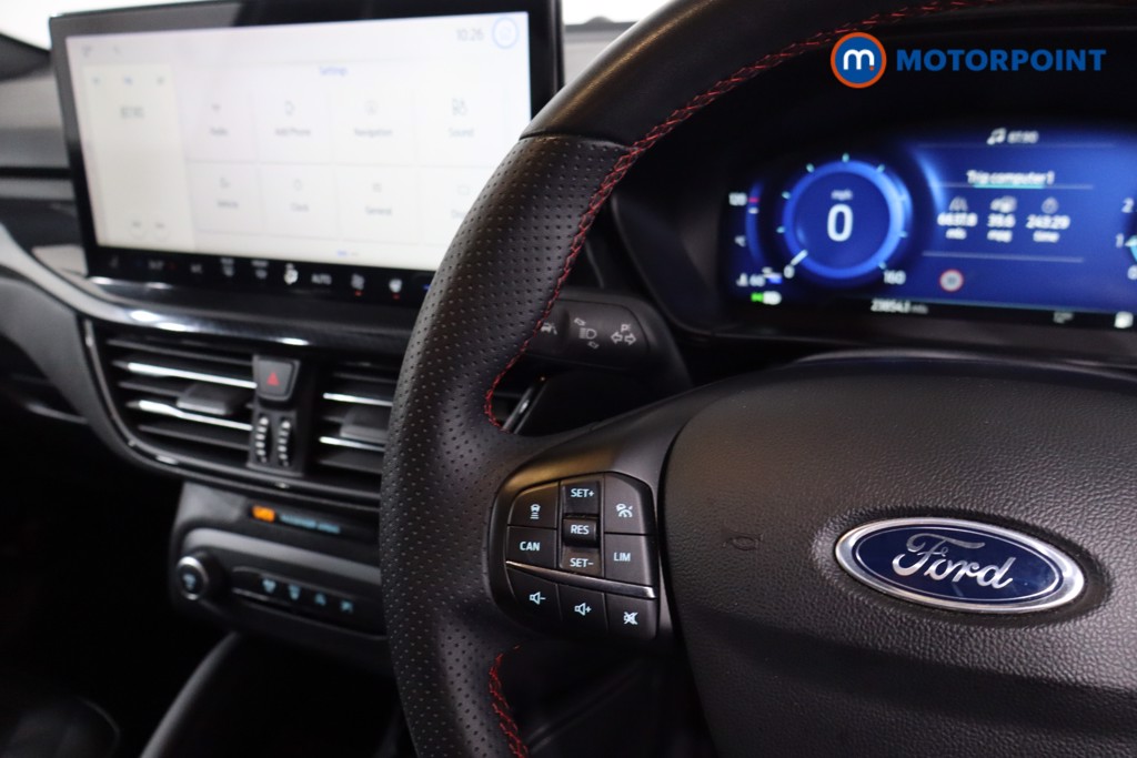 Ford Focus St-Line Vignale Manual Petrol Hatchback - Stock Number (1620092) - 20th supplementary image