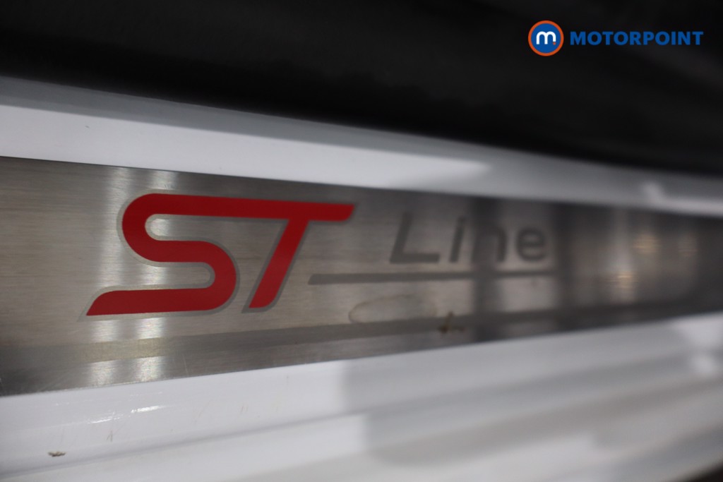 Ford Focus St-Line Vignale Manual Petrol Hatchback - Stock Number (1620092) - 22nd supplementary image