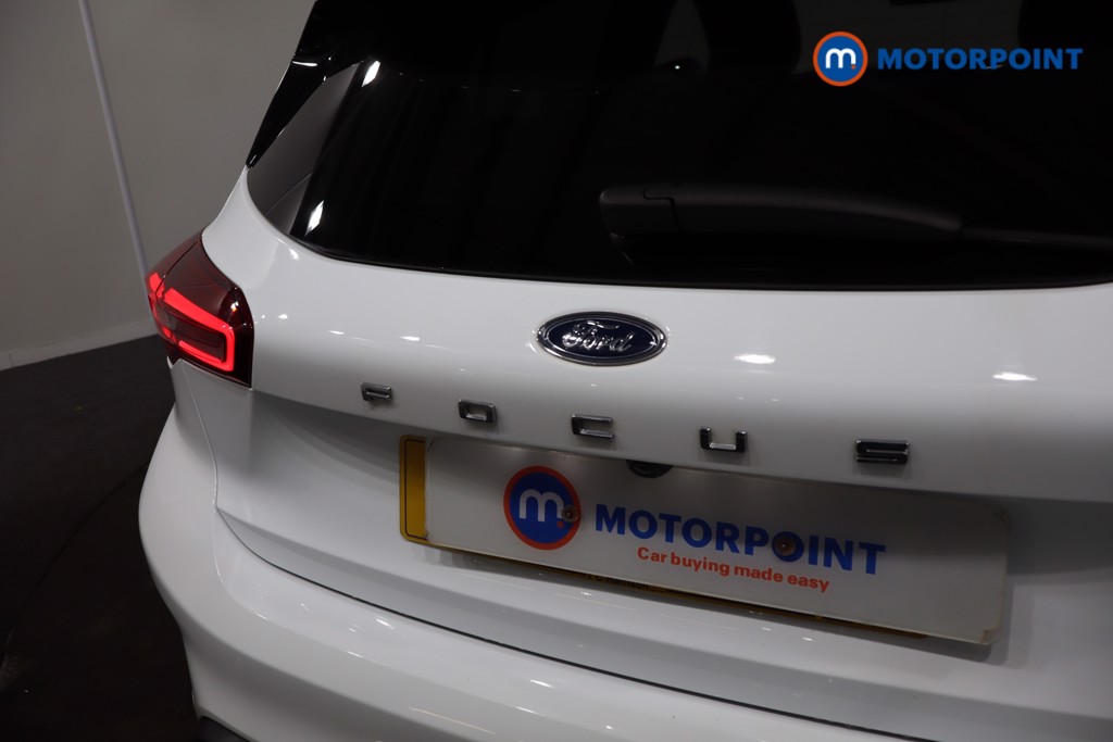 Ford Focus St-Line Vignale Manual Petrol Hatchback - Stock Number (1620092) - 36th supplementary image