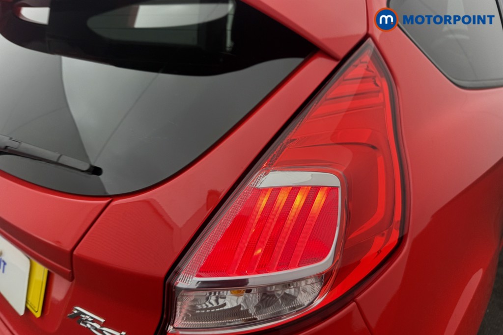 Ford Fiesta Zetec S Red Manual Petrol Hatchback - Stock Number (1620600) - 3rd supplementary image