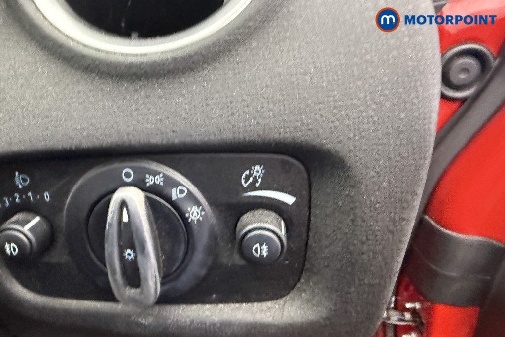 Ford Fiesta Zetec S Red Manual Petrol Hatchback - Stock Number (1620600) - 10th supplementary image