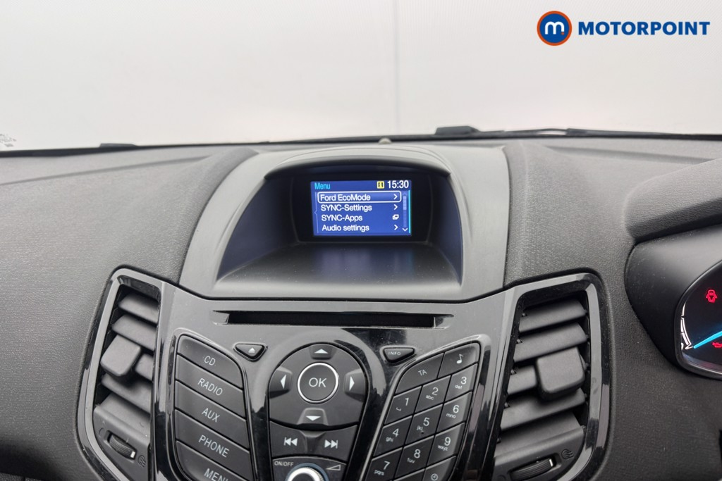 Ford Fiesta Zetec S Red Manual Petrol Hatchback - Stock Number (1620600) - 16th supplementary image