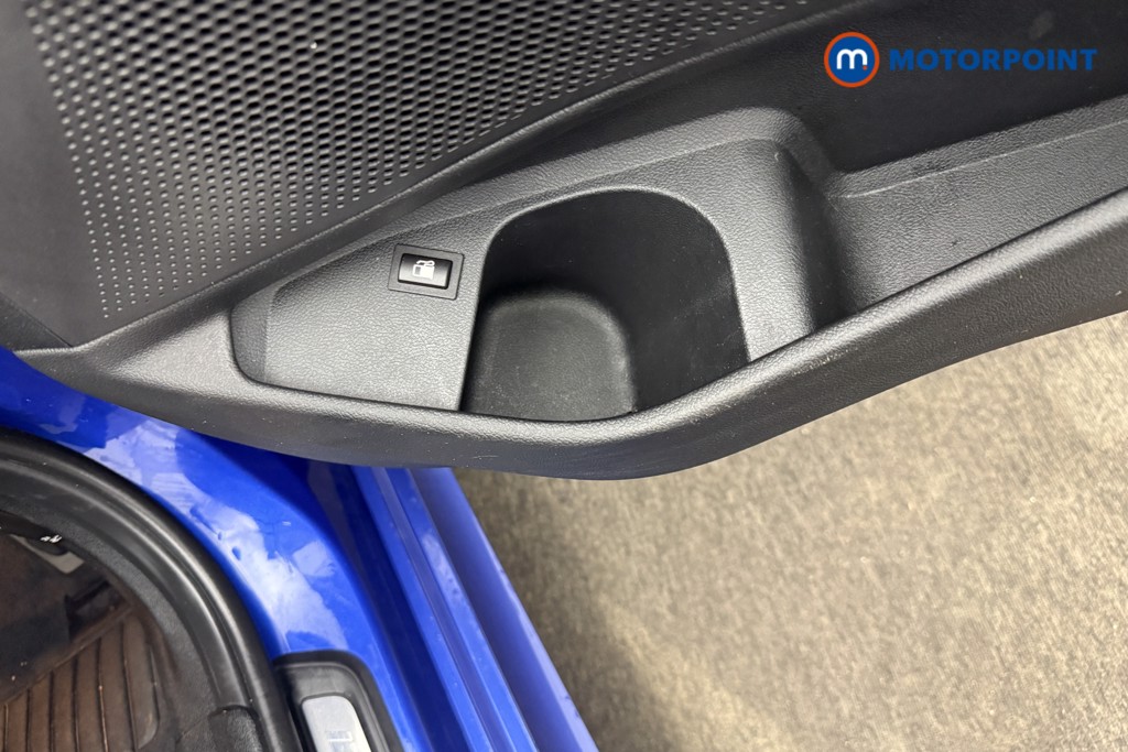 BMW 3 Series M Sport Automatic Petrol Plug-In Hybrid Saloon - Stock Number (1596414) - 19th supplementary image