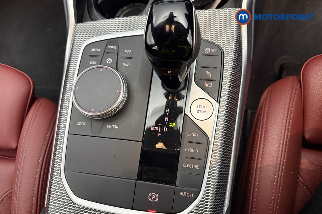 BMW 3 Series M Sport Automatic Petrol Plug-In Hybrid Saloon - Stock Number (1596414) - 21st supplementary image
