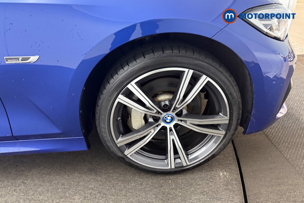 BMW 3 Series M Sport Automatic Petrol Plug-In Hybrid Saloon - Stock Number (1596414) - 34th supplementary image