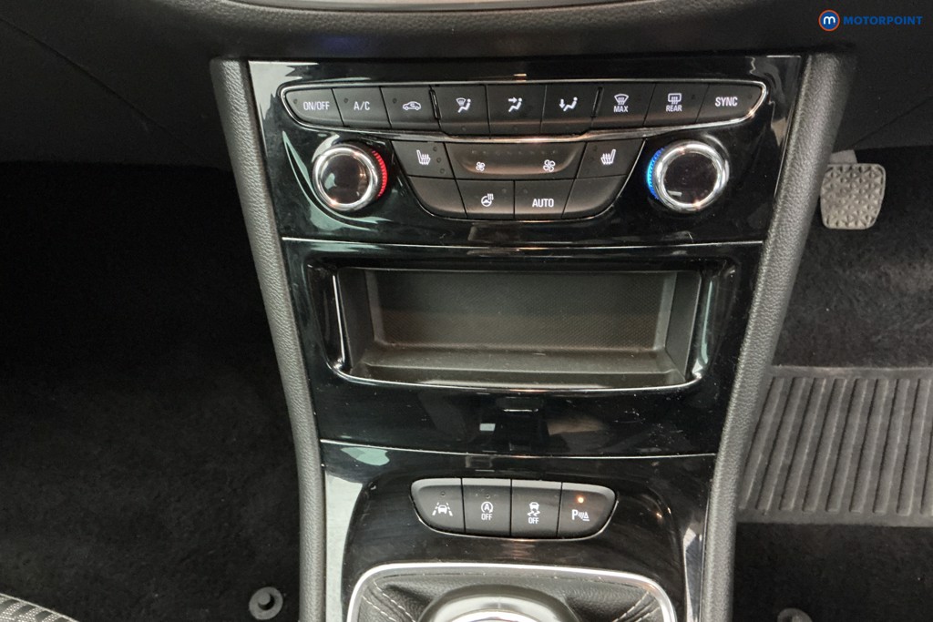 Vauxhall Astra Griffin Edition Manual Petrol Hatchback - Stock Number (1598148) - 17th supplementary image