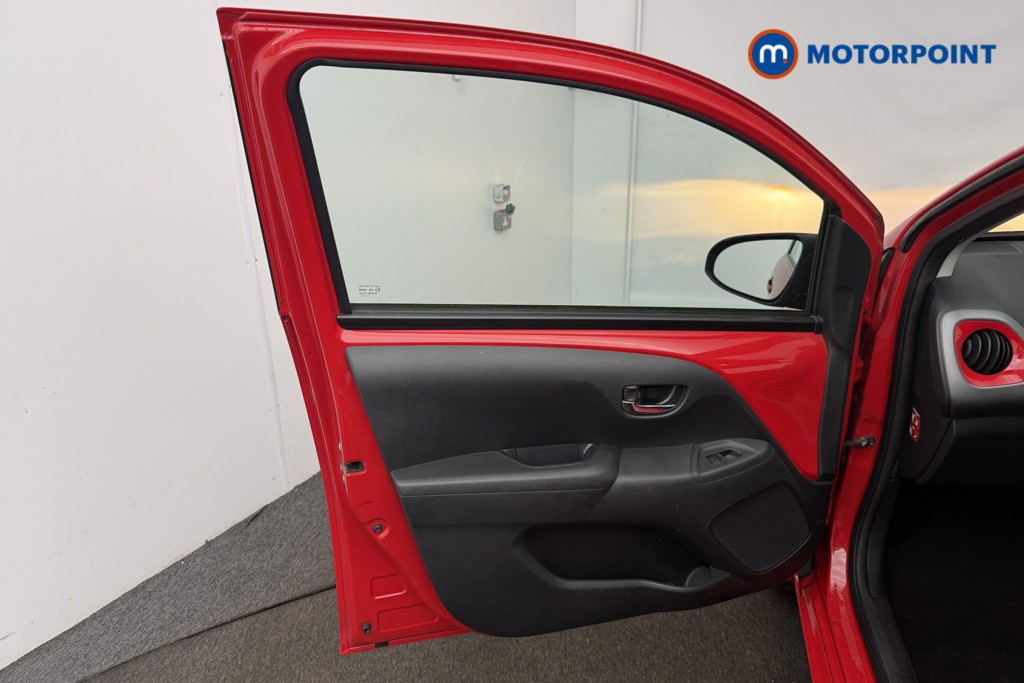 Toyota Aygo X-Trend Manual Petrol Hatchback - Stock Number (1601529) - 4th supplementary image