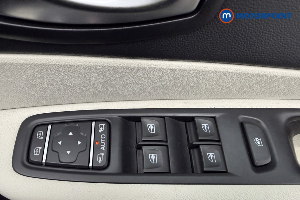 Renault Captur Gt Line Automatic Petrol SUV - Stock Number (1603123) - 19th supplementary image