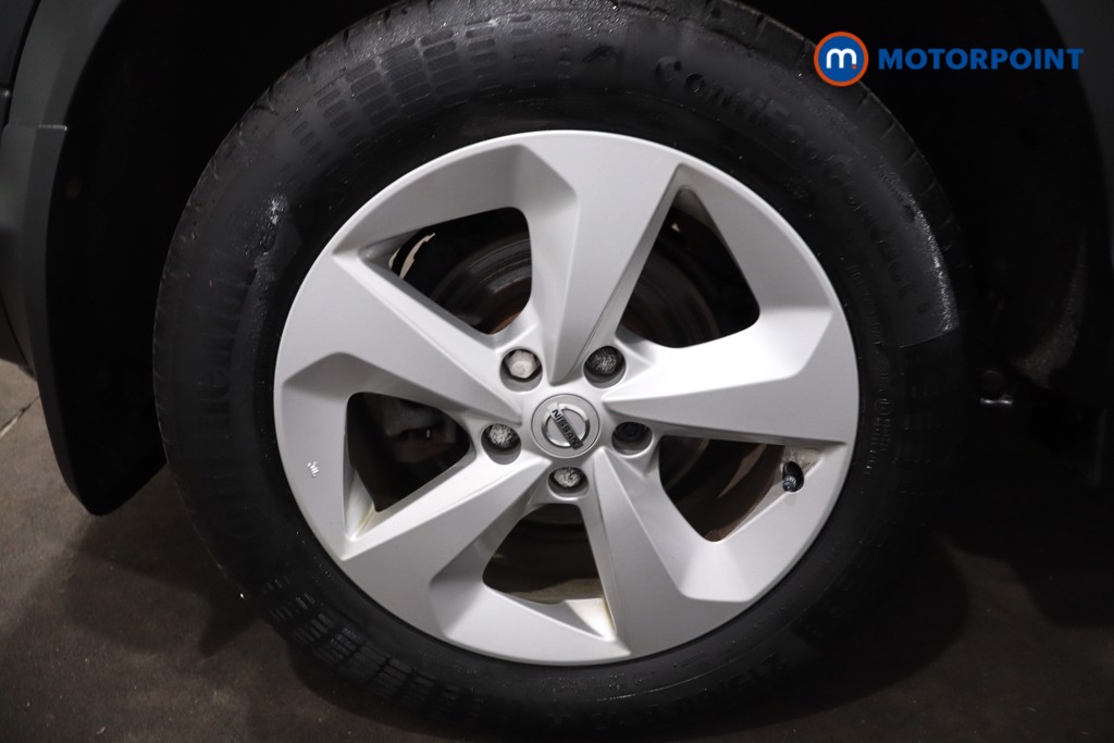 Nissan Qashqai Acenta Premium Manual Petrol SUV - Stock Number (1604721) - 9th supplementary image