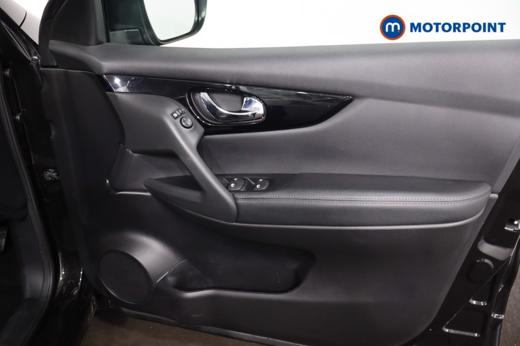 Nissan Qashqai Acenta Premium Manual Petrol SUV - Stock Number (1604721) - 22nd supplementary image