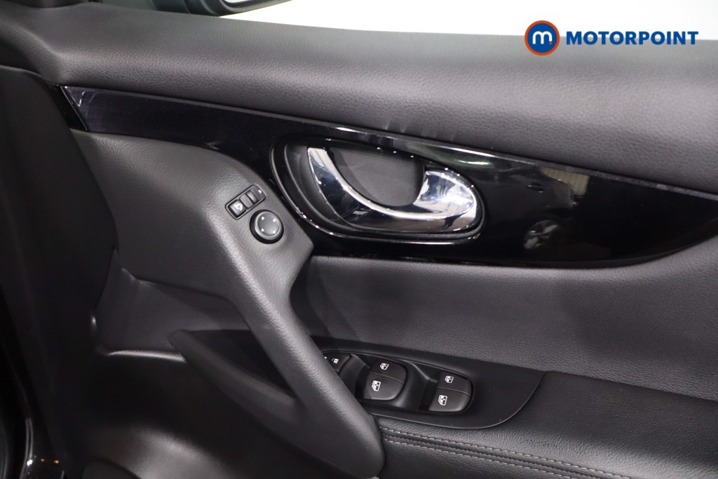 Nissan Qashqai Acenta Premium Manual Petrol SUV - Stock Number (1604721) - 23rd supplementary image