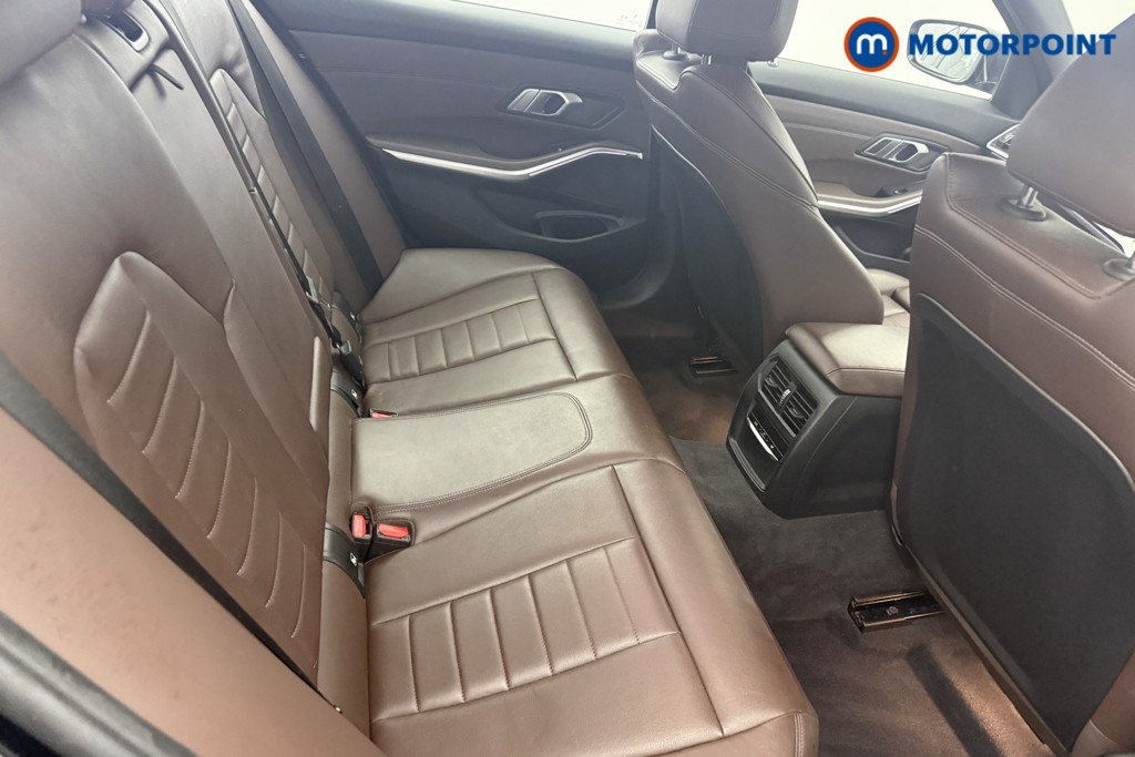 BMW 3 Series M Sport Automatic Petrol Plug-In Hybrid Saloon - Stock Number (1608812) - 8th supplementary image