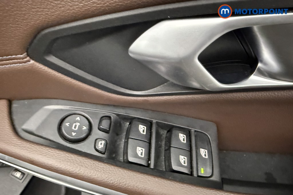 BMW 3 Series M Sport Automatic Petrol Plug-In Hybrid Saloon - Stock Number (1608812) - 12th supplementary image