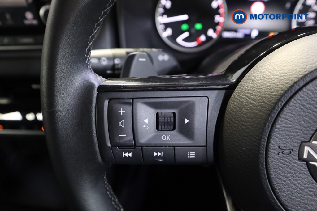 Nissan Qashqai Acenta Premium Automatic Petrol SUV - Stock Number (1610460) - 3rd supplementary image