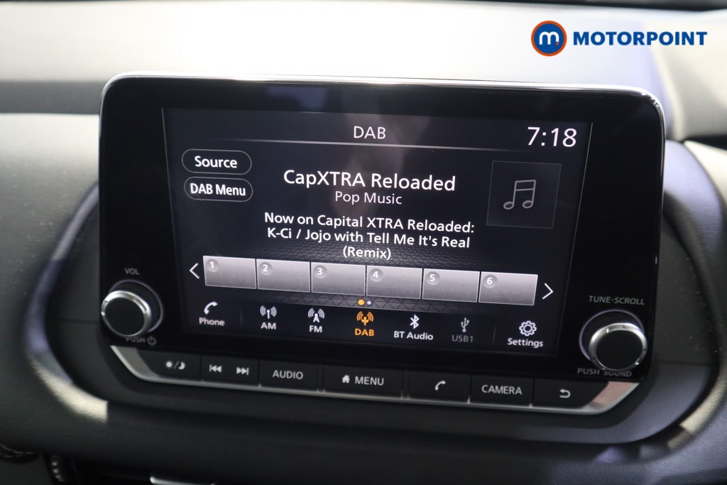 Nissan Qashqai Acenta Premium Automatic Petrol SUV - Stock Number (1610460) - 6th supplementary image