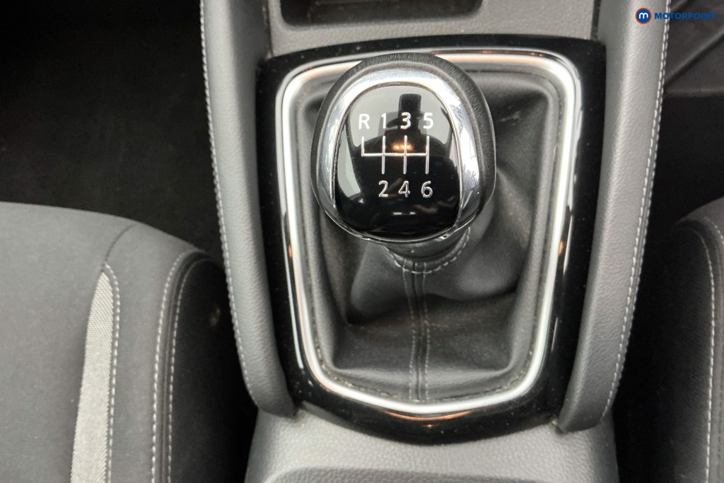 Nissan Qashqai Acenta Premium Manual Petrol SUV - Stock Number (1610542) - 16th supplementary image
