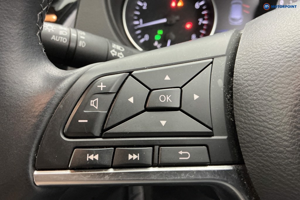 Nissan Qashqai Acenta Premium Manual Petrol SUV - Stock Number (1610542) - 21st supplementary image