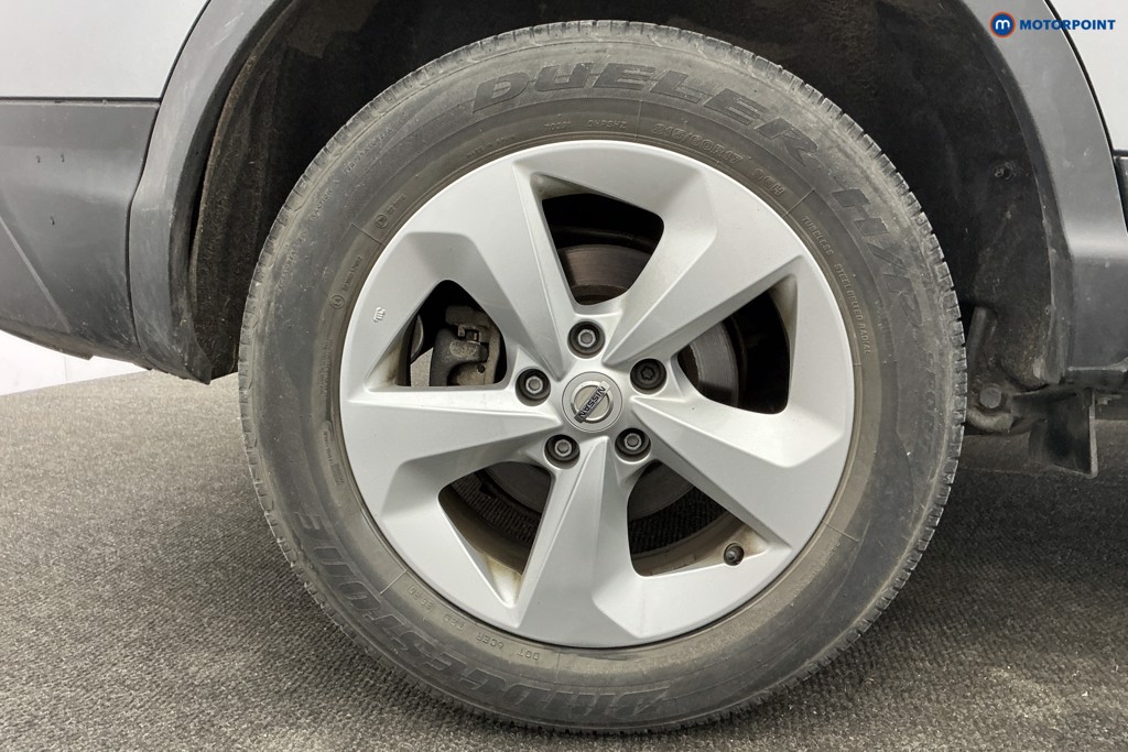 Nissan Qashqai Acenta Premium Manual Petrol SUV - Stock Number (1610542) - 35th supplementary image