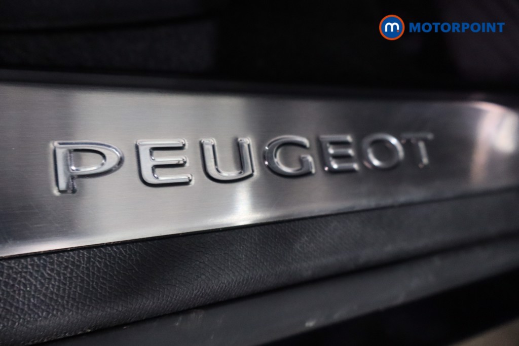 Peugeot 3008 Allure Automatic Petrol Plug-In Hybrid SUV - Stock Number (1610641) - 22nd supplementary image
