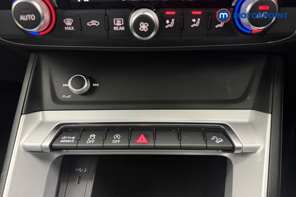 Audi Q3 Sport Automatic Petrol SUV - Stock Number (1611456) - 13th supplementary image