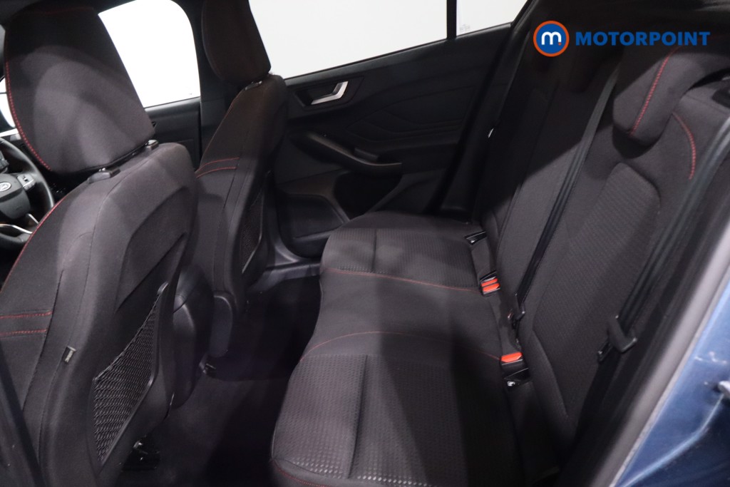 Ford Focus St-Line Manual Petrol Hatchback - Stock Number (1612703) - 5th supplementary image
