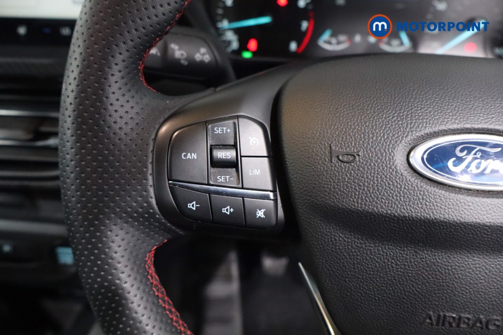 Ford Focus St-Line Manual Petrol Hatchback - Stock Number (1612703) - 7th supplementary image