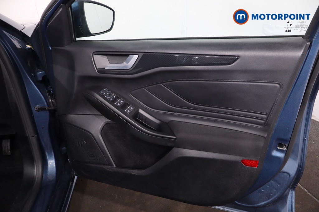 Ford Focus St-Line Manual Petrol Hatchback - Stock Number (1612703) - 23rd supplementary image