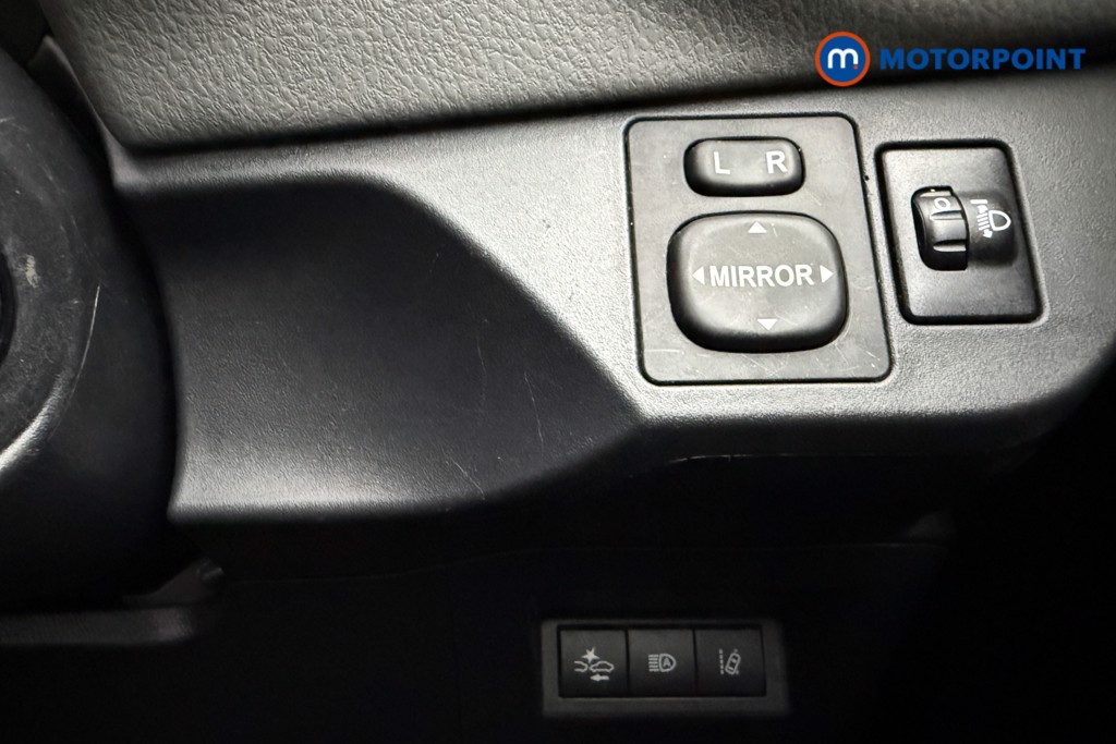 Toyota Yaris Icon Manual Petrol Hatchback - Stock Number (1613174) - 16th supplementary image