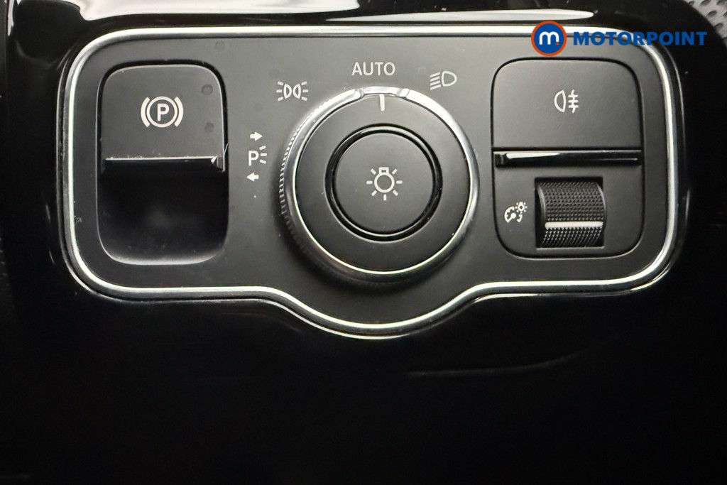 Mercedes-Benz A Class Amg Line Automatic Petrol Hatchback - Stock Number (1613528) - 17th supplementary image