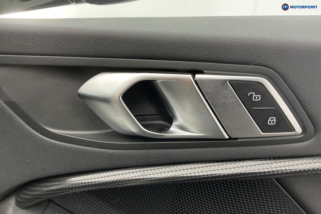 BMW 1 Series Sport Automatic Petrol Hatchback - Stock Number (1613539) - 25th supplementary image