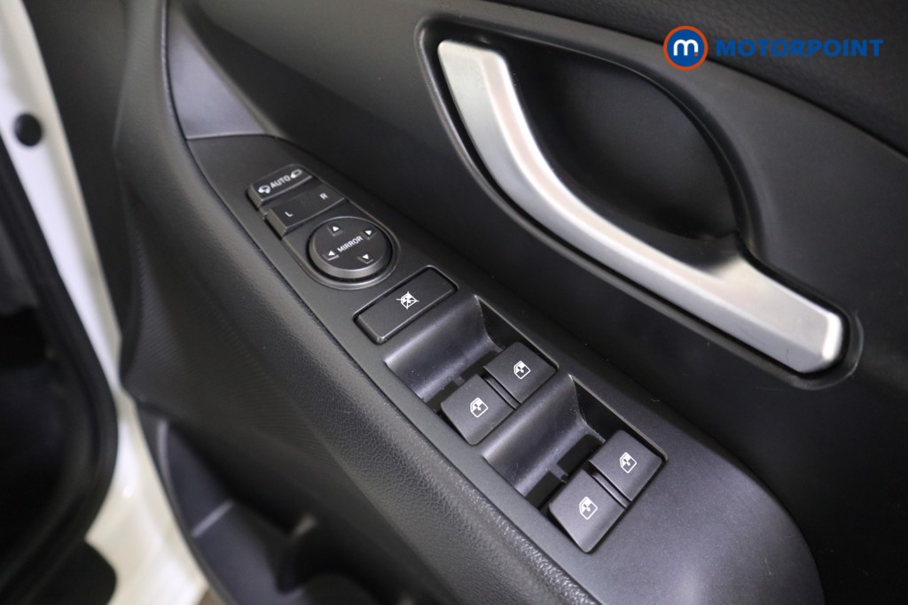 Hyundai I30 Se Connect Manual Diesel Hatchback - Stock Number (1614033) - 14th supplementary image