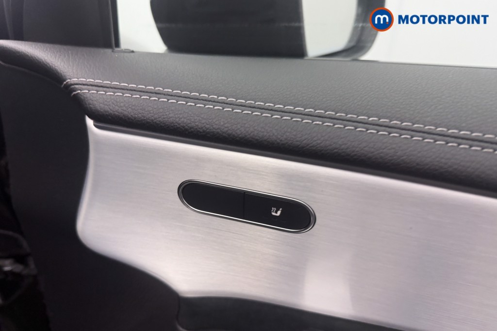 Mercedes-Benz A Class Amg Line Premium Edition Automatic Petrol Saloon - Stock Number (1614370) - 9th supplementary image