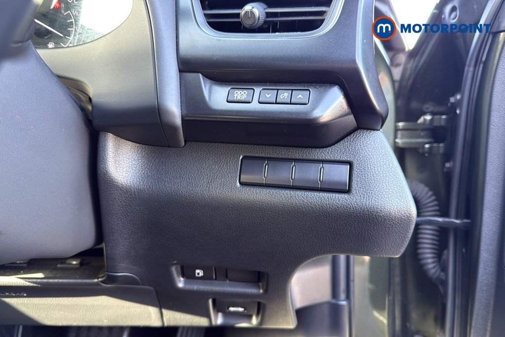 Lexus UX 250H 2.0 5Dr Cvt Without Nav Automatic Petrol-Electric Hybrid SUV - Stock Number (1614629) - 18th supplementary image