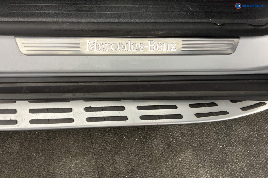 Mercedes-Benz GLE Amg Line Automatic Diesel SUV - Stock Number (1614785) - 30th supplementary image