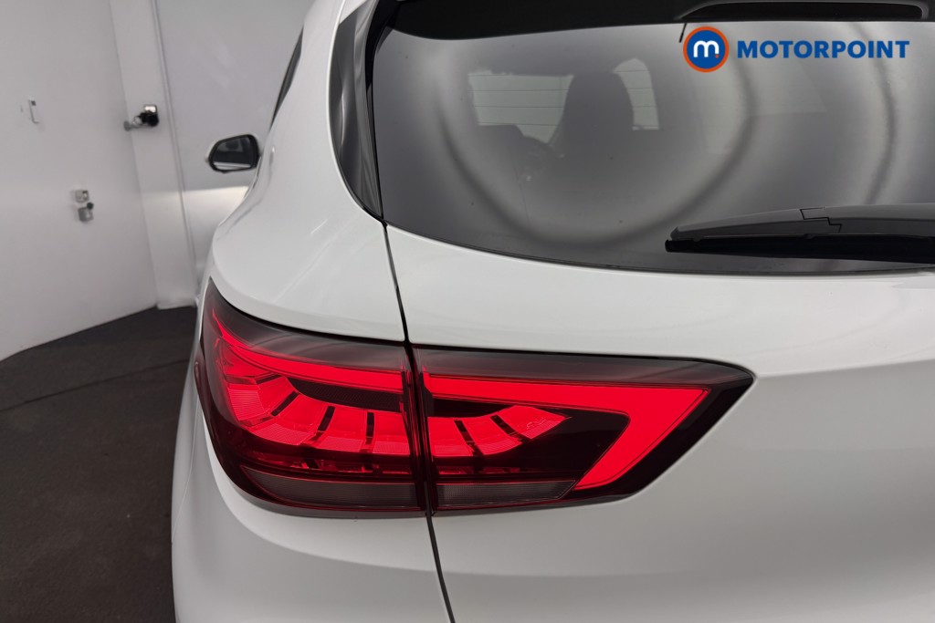 Mg Motor Uk ZS Exclusive Manual Petrol SUV - Stock Number (1615274) - 9th supplementary image
